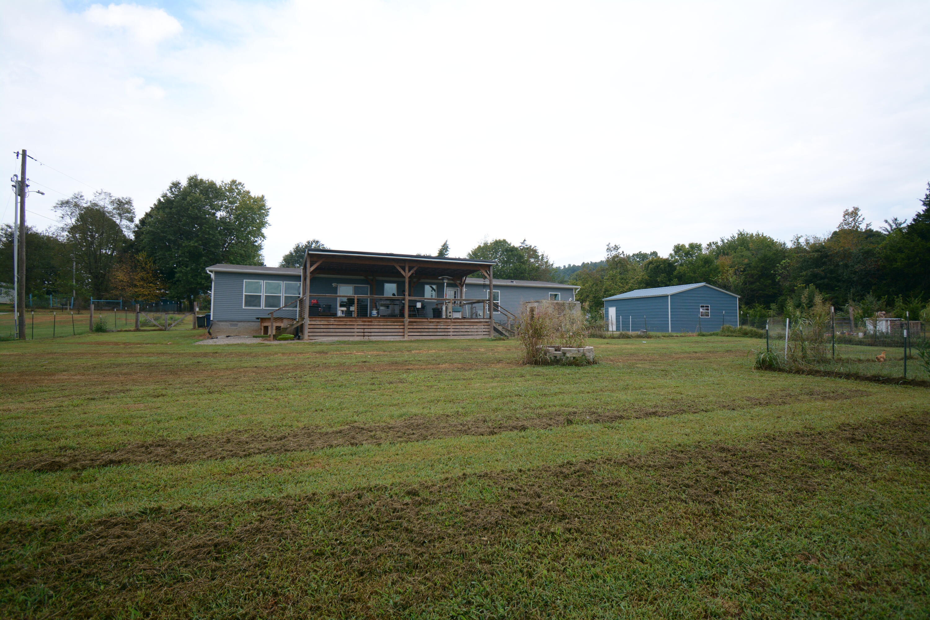 18 Aderholt Road Bronston, KY 42518 - Photo 3 of 30 Back
