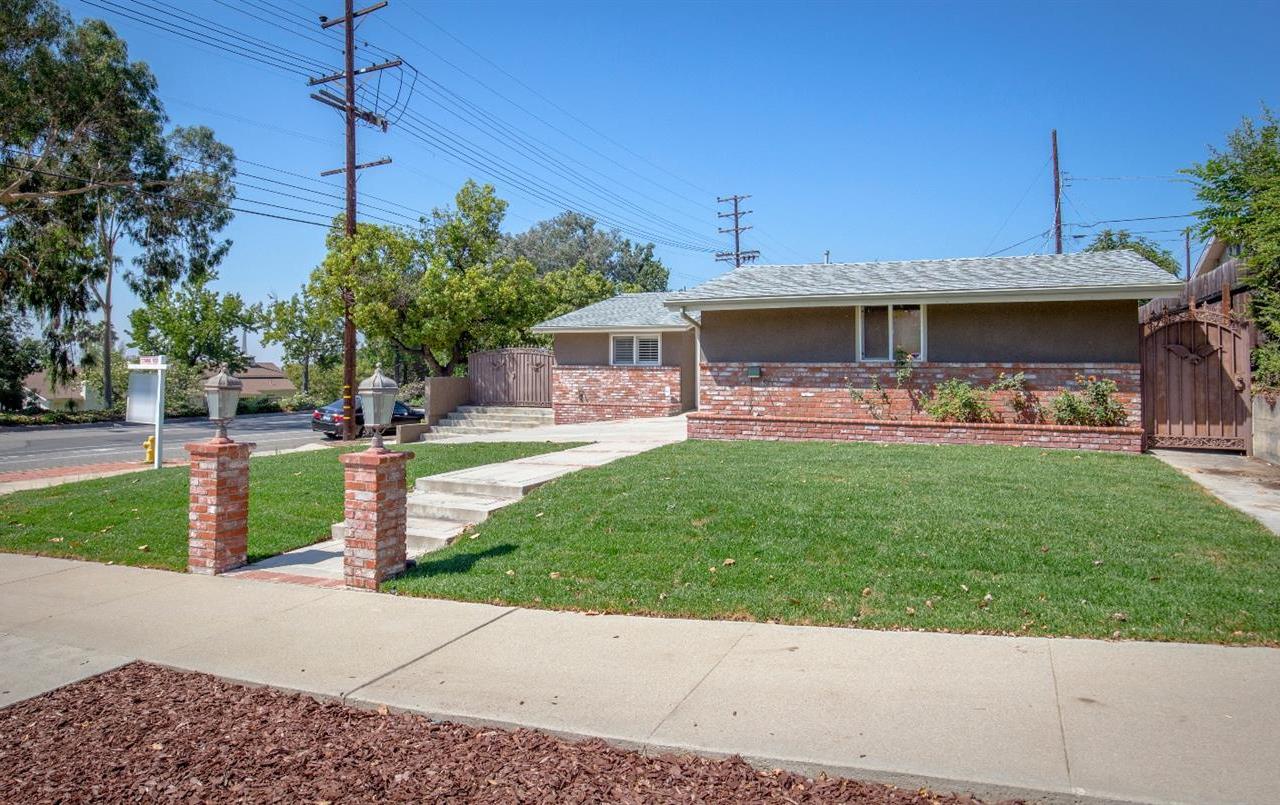 915 Medford Road Pasadena, CA 91107 - Photo 3 of 30 Gallery Image 3