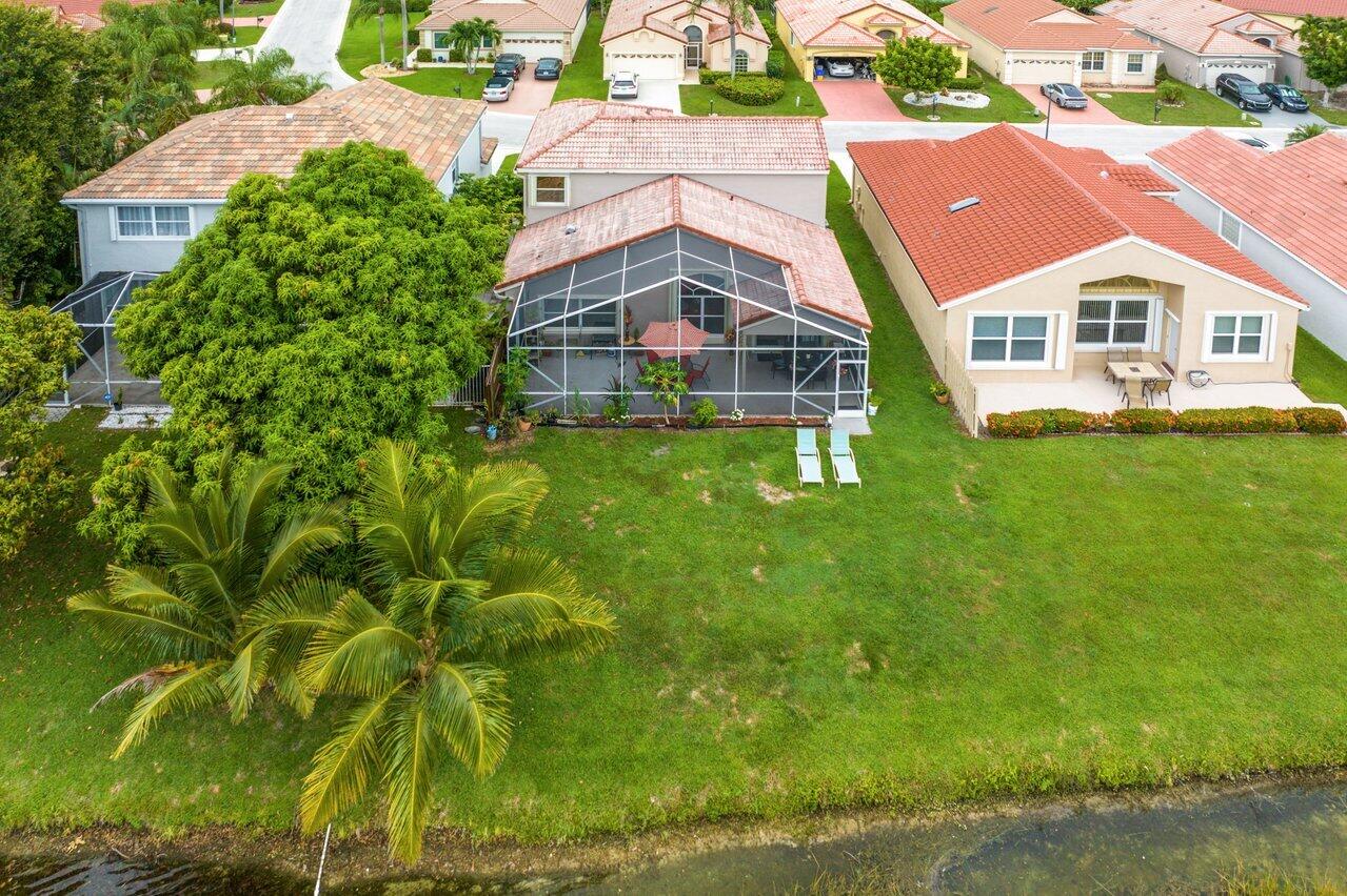 12304 Wedge Way Boynton Beach, FL 33437 - Photo 35 of 51 041-12304WedgeWay-BoyntonBeach-FL-33437-