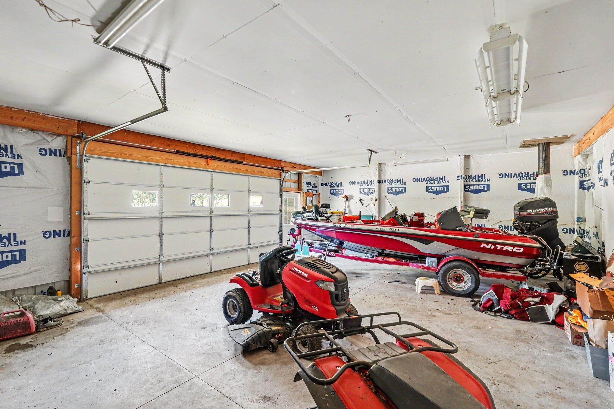 310 South Philip Road Niles, MI 49120 - Photo 10 of 32 Pole Barn Interior