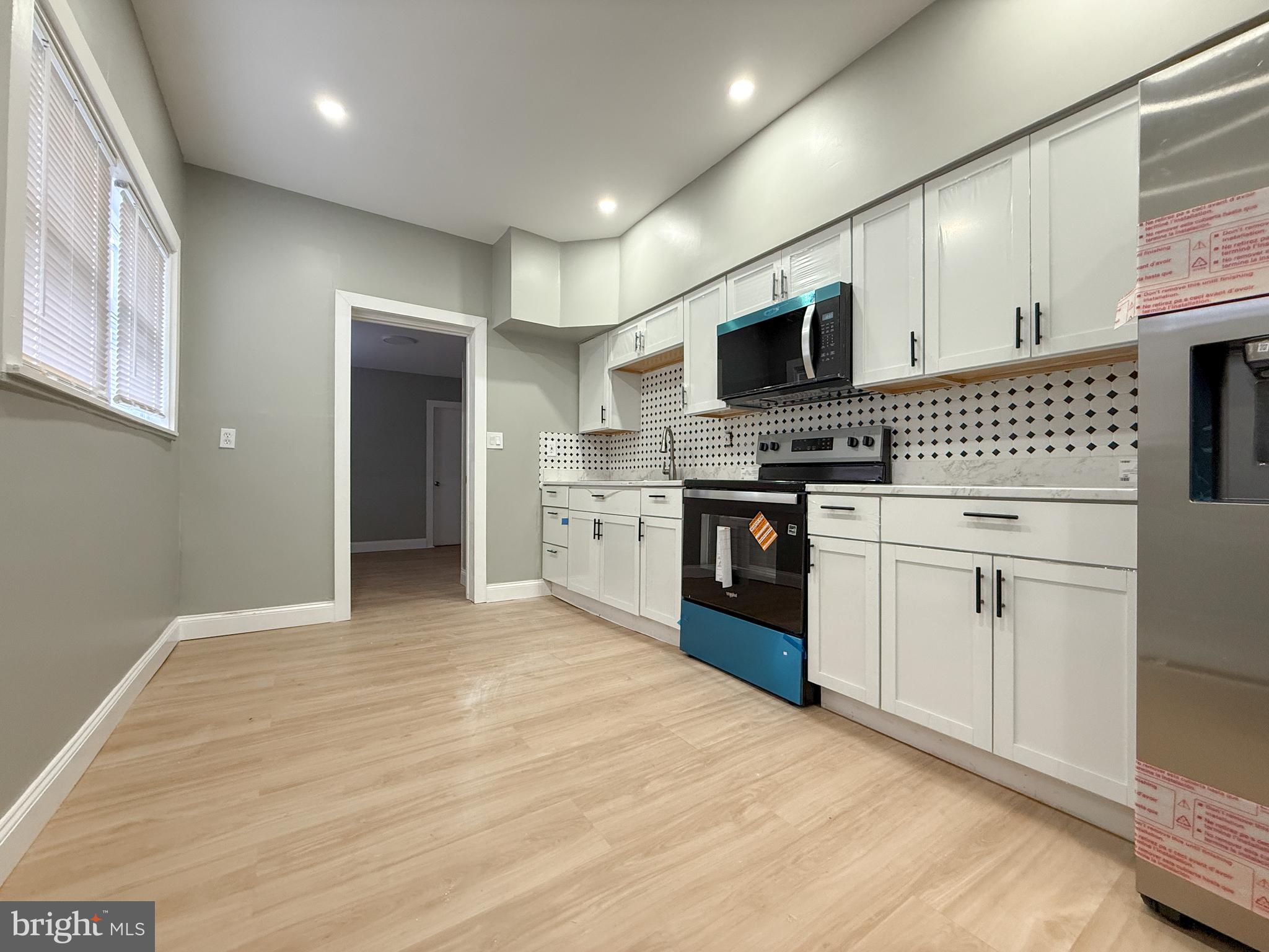 305 North Front Street Reading, PA 19601 - Photo 6 of 40