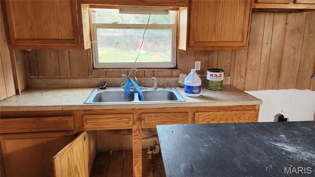 585 Private Lane Salem, MO 65560 - Photo 9 of 21