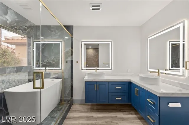 $819,000 | 1613 Shadow Rock Drive, Las Vegas, NV 89117