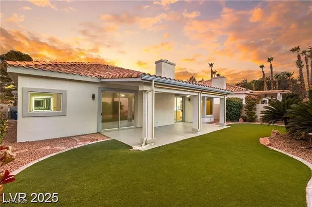 $819,000 | 1613 Shadow Rock Drive, Las Vegas, NV 89117