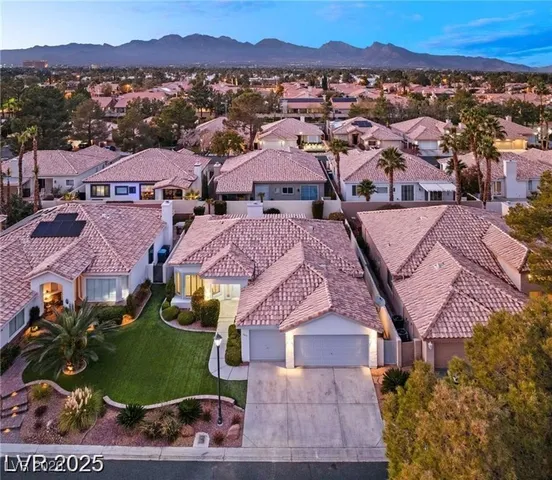 $819,000 | 1613 Shadow Rock Drive, Las Vegas, NV 89117