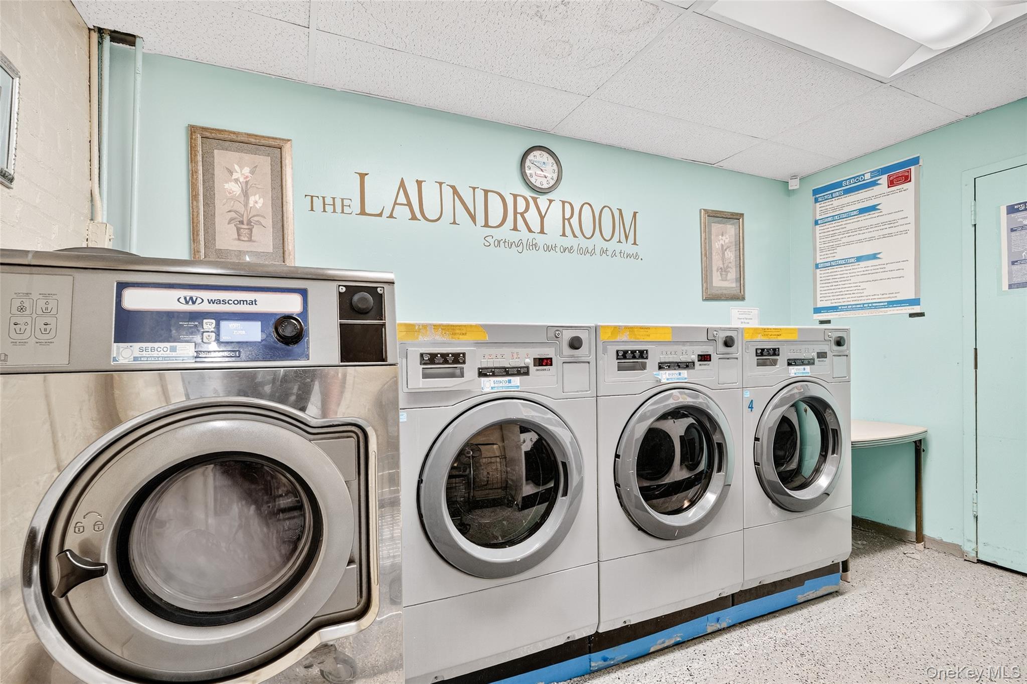 190 East Mosholu Parkway South, Unit 3C Bronx, NY 10458 - Photo 48 of 50 Shared laundry with washing machine and dryer