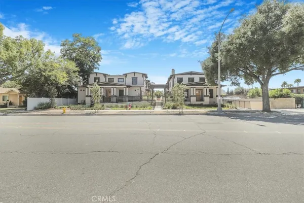 $5,200 | 571 Lincoln Avenue, Pasadena, CA 91103