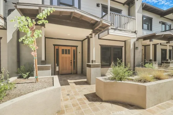 $5,200 | 571 Lincoln Avenue, Pasadena, CA 91103
