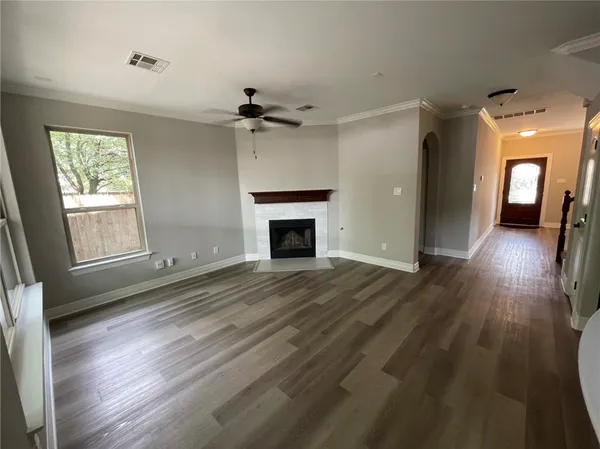 $2,950 | 4526 Merle Drive, Austin, TX 78745