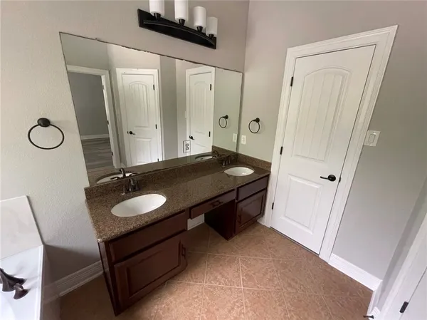 $2,950 | 4526 Merle Drive, Austin, TX 78745