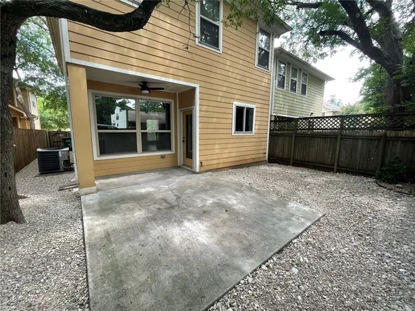 $2,950 | 4526 Merle Drive, Austin, TX 78745