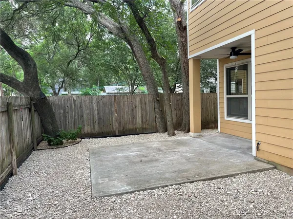 $2,950 | 4526 Merle Drive, Austin, TX 78745
