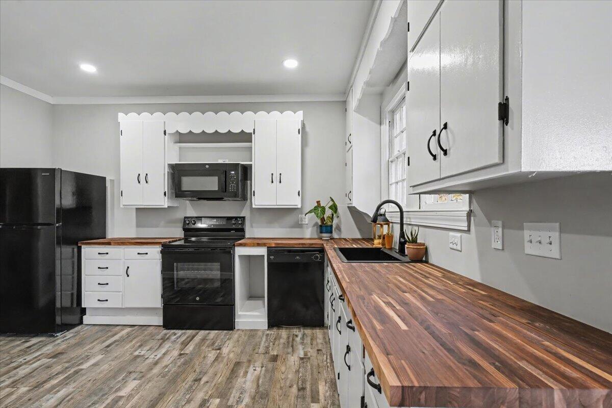 900 Naples Avenue Cayce, SC 29033 - Photo 13 of 47