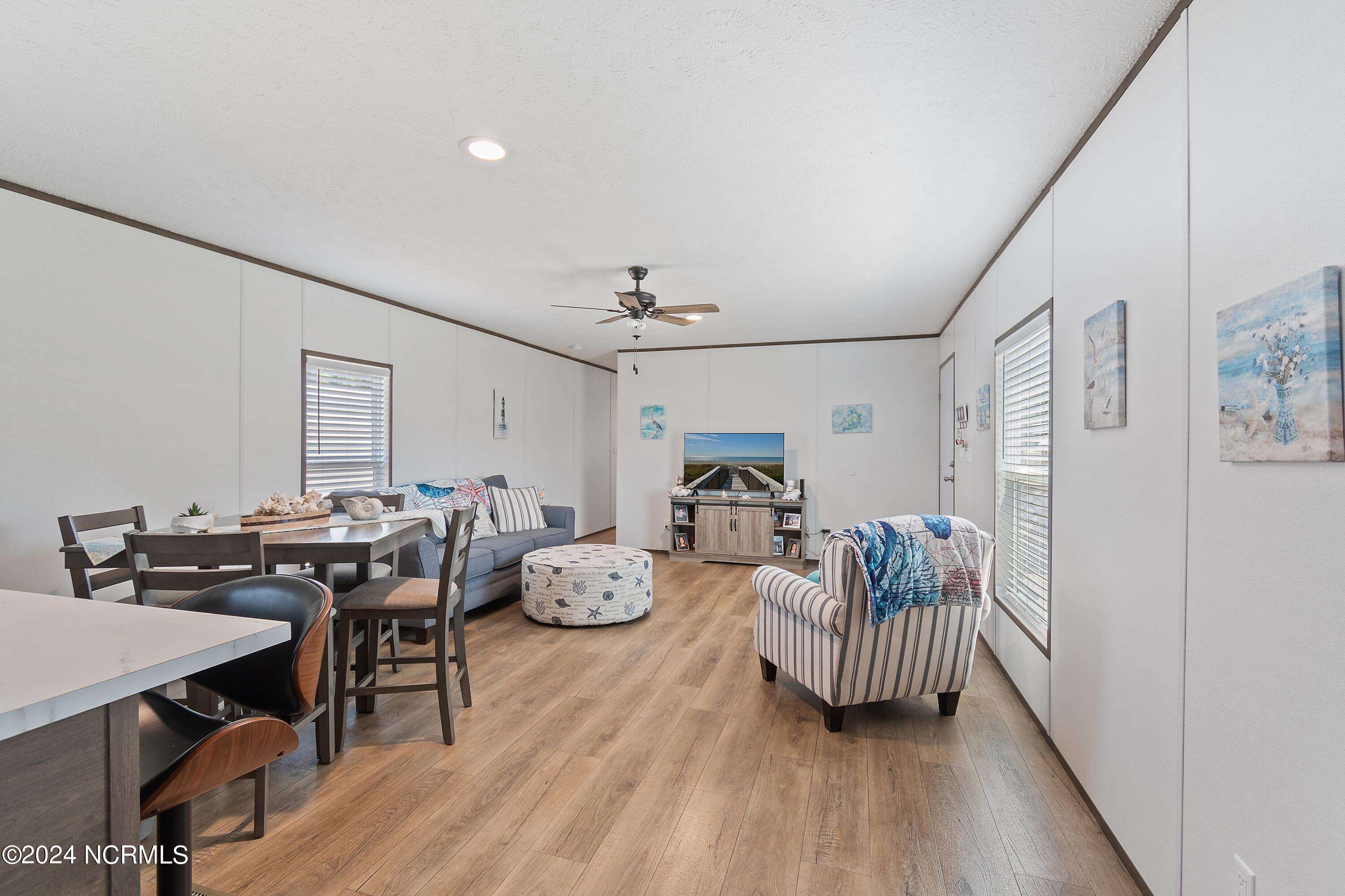 930 Pineclair Drive Southwest Calabash, NC 28467 - Photo 8 of 24 Living room
