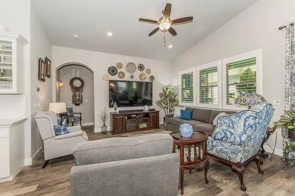 $670,000 | 19732 Desert Willow Lane, Friant, CA 93626