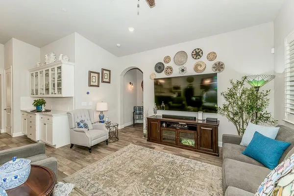 $670,000 | 19732 Desert Willow Lane, Friant, CA 93626