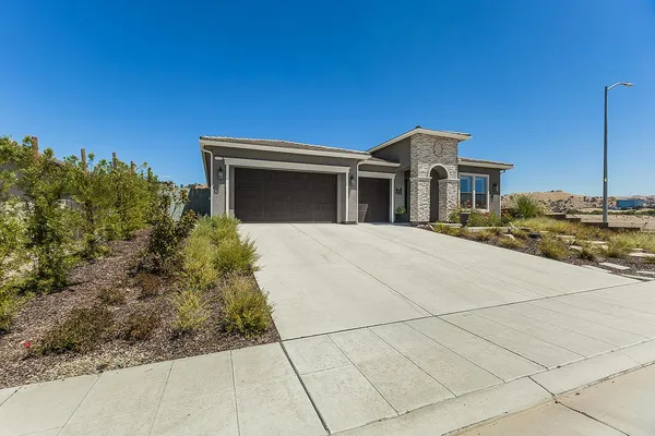 $670,000 | 19732 Desert Willow Lane, Friant, CA 93626
