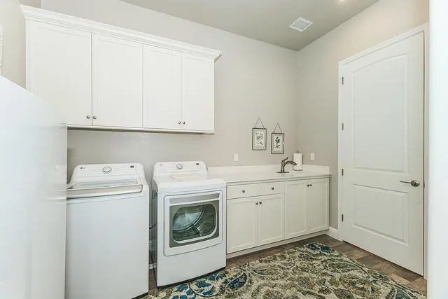 $675,000 | 19732 Desert Willow Lane, Friant, CA 93626