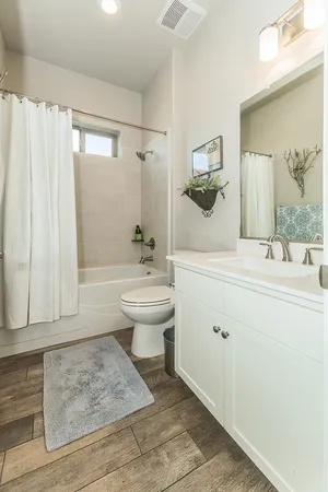 $670,000 | 19732 Desert Willow Lane, Friant, CA 93626