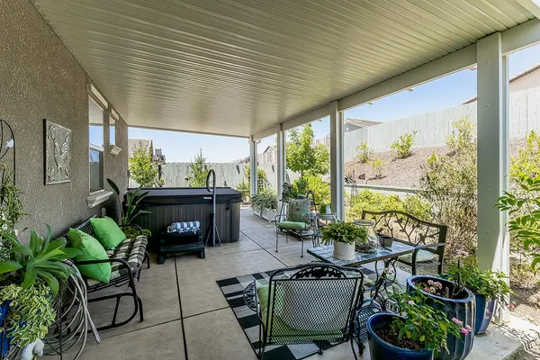 $670,000 | 19732 Desert Willow Lane, Friant, CA 93626