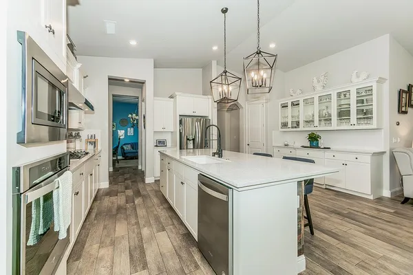 $670,000 | 19732 Desert Willow Lane, Friant, CA 93626