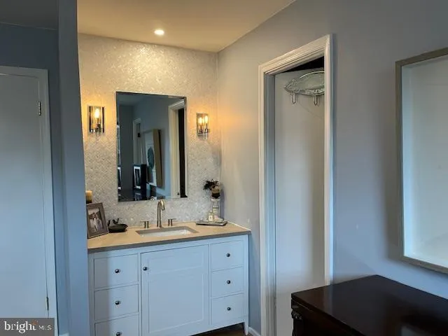 $3,200 | 5412 Midship Court, Burke, VA 22015