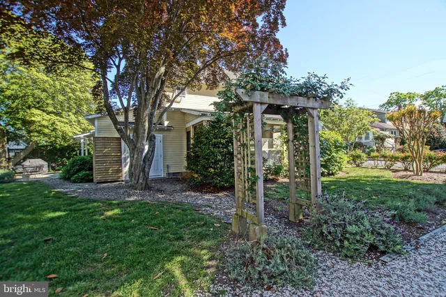 $3,750 | 119 Dewey Avenue, Lewes, DE 19958