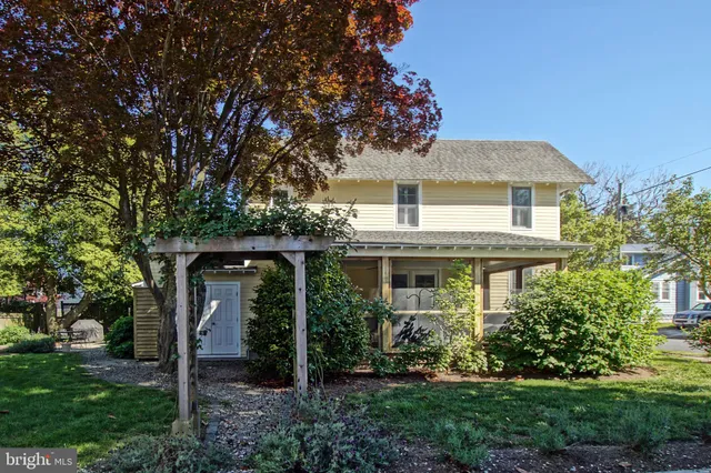 $3,750 | 119 Dewey Avenue, Lewes, DE 19958