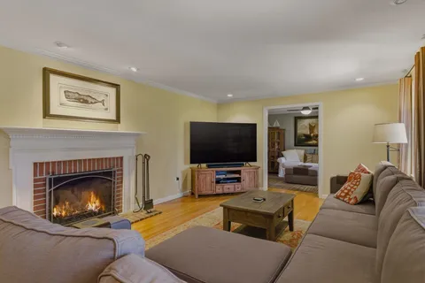 $1,299,999 | 16 Isaac Lucas Circle, Dover, NH 03820