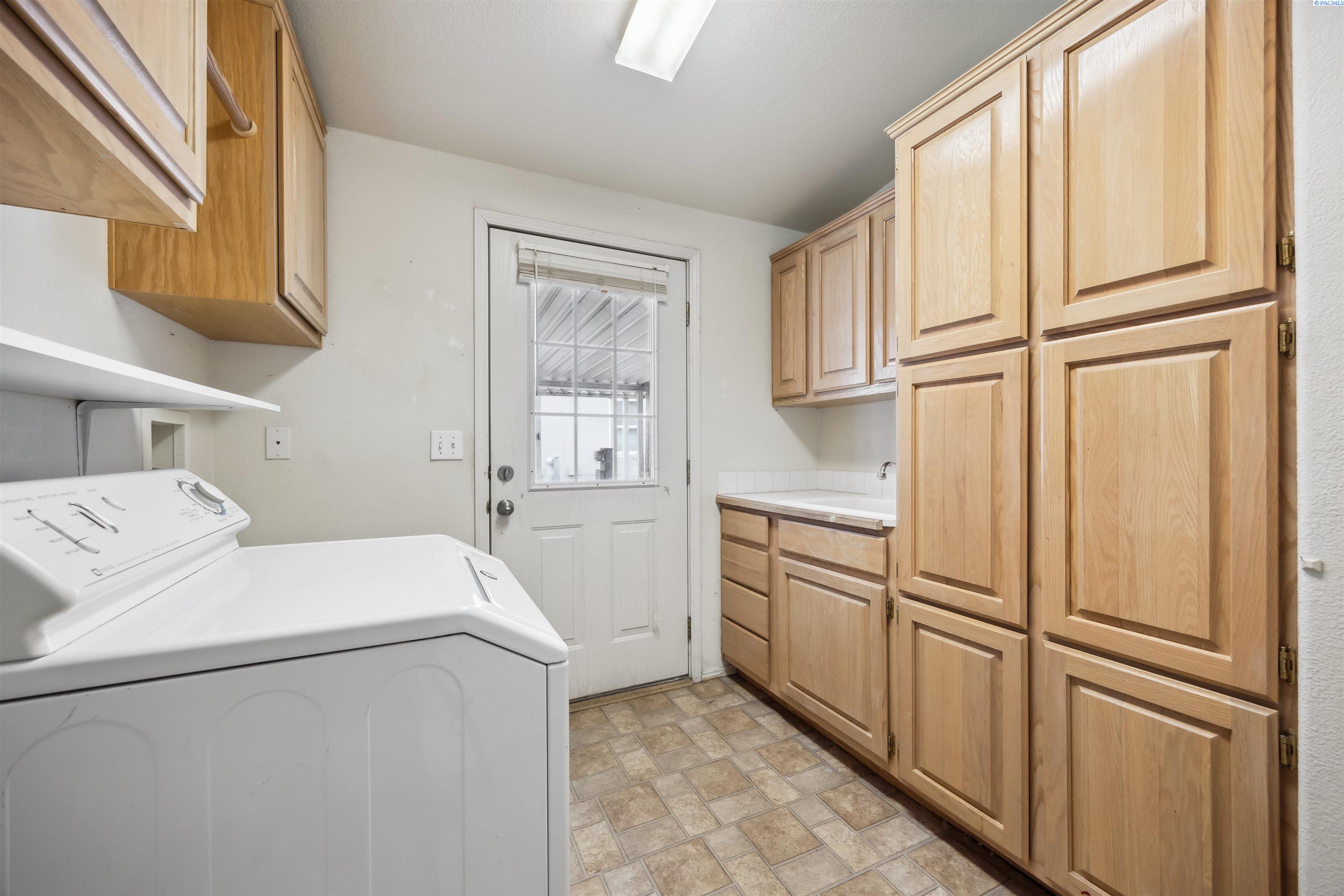 91 Ridgecliff Drive Richland, WA 99352 - Photo 14 of 29 Gallery Image 14