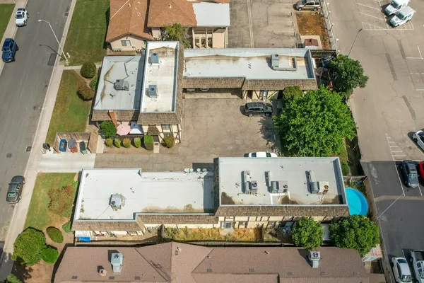 $800,000 | 2440 South Sallee Street, Visalia, CA 93277