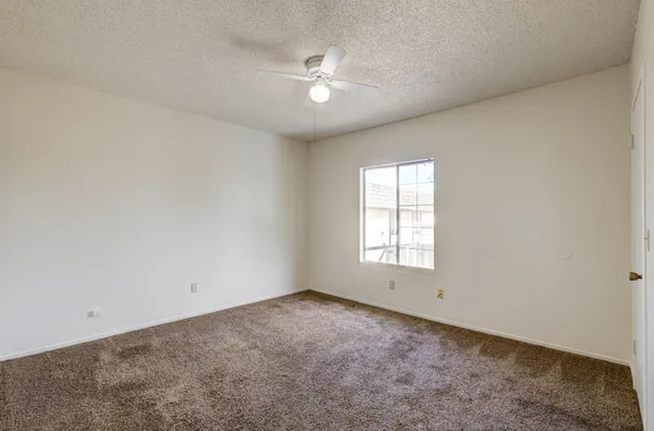 $800,000 | 2440 South Sallee Street, Visalia, CA 93277