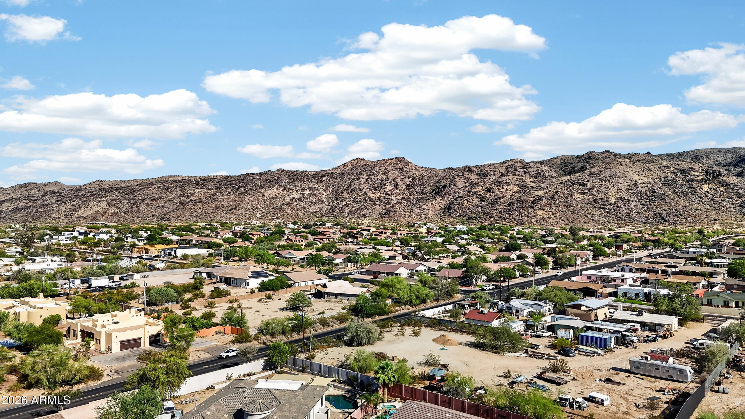 1915 East Latona Road Phoenix, AZ 85042 - Photo 7 of 48