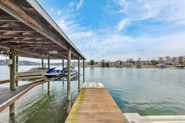 $2,200,000 | 95 Marvin Gardens Drive, Moneta, VA 24121