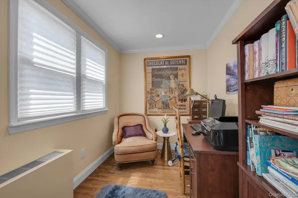 $515,000 | 1390 Broadway, Unit 222, Hewlett, NY 11557