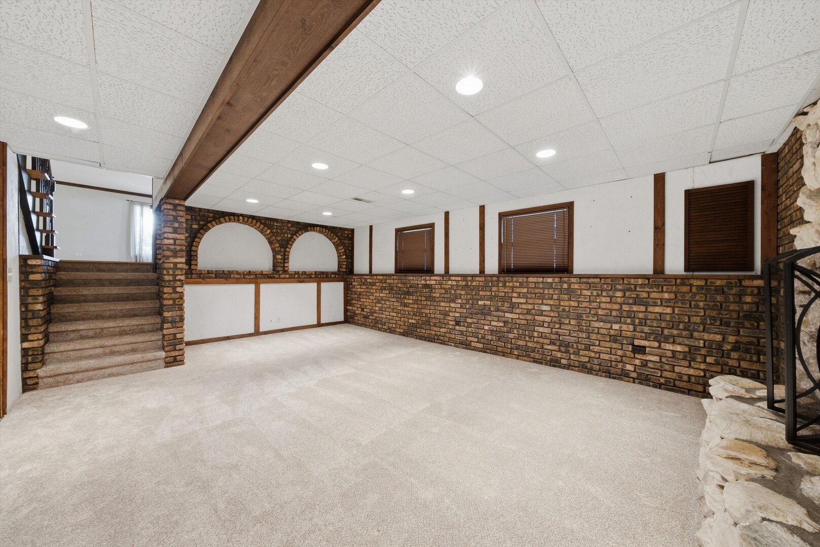 11S534 Lemont Road Lemont, IL 60439 - Photo 24 of 42 Gallery Image 24