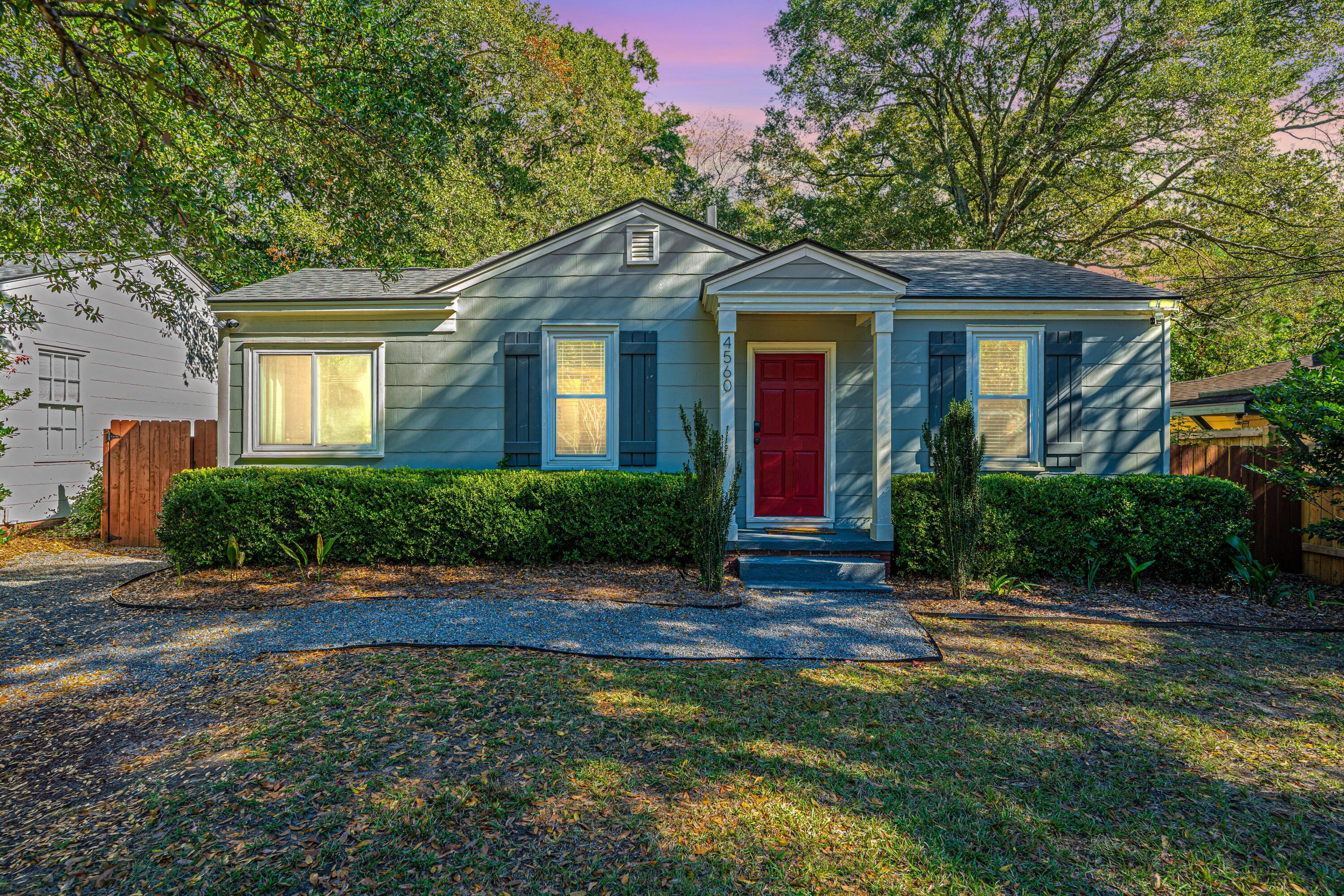 4560 South Rhett Avenue North Charleston, SC 29405 - Photo 1 of 26 Front 1