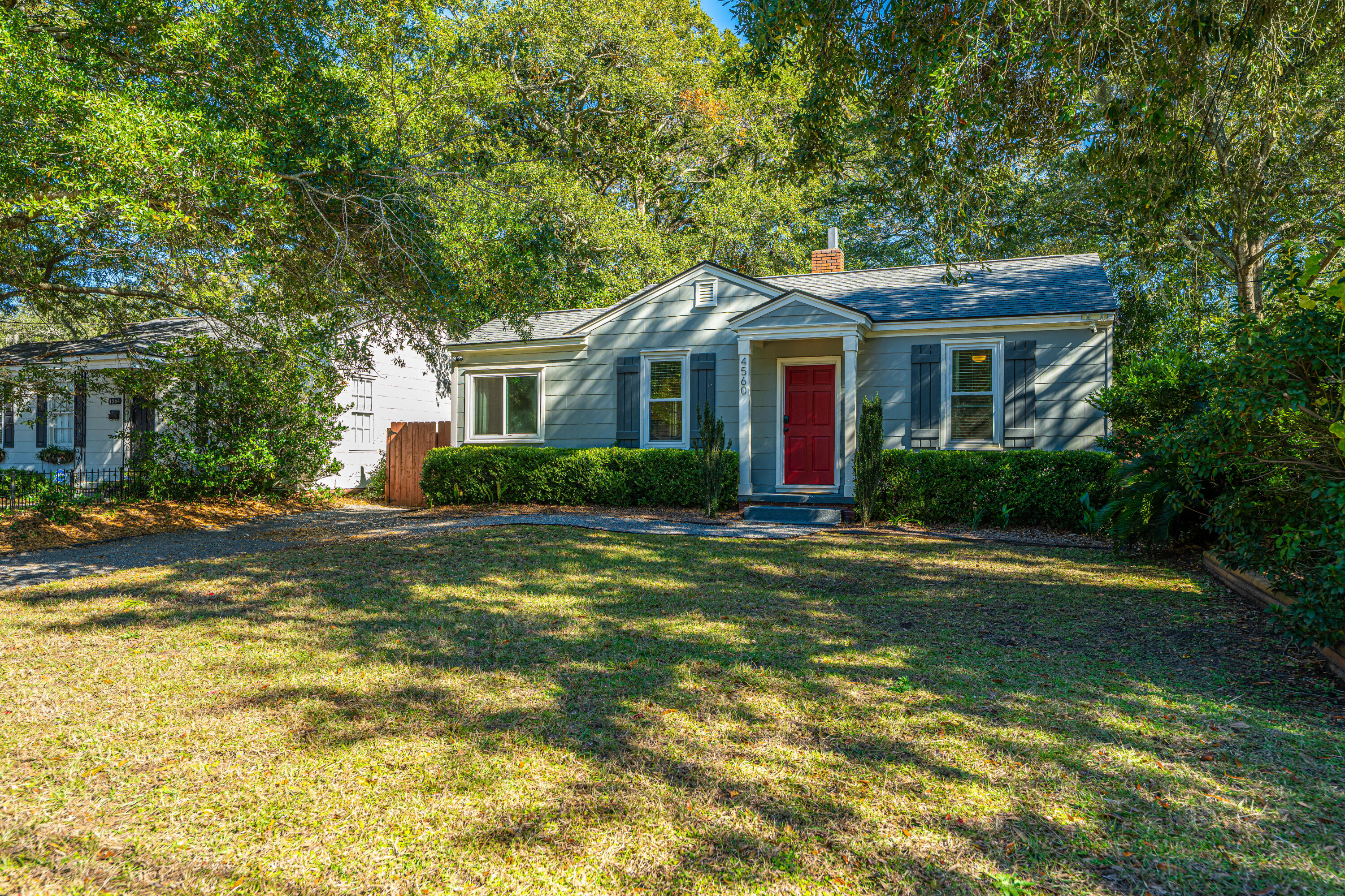 4560 South Rhett Avenue North Charleston, SC 29405 - Photo 2 of 26 Front 2