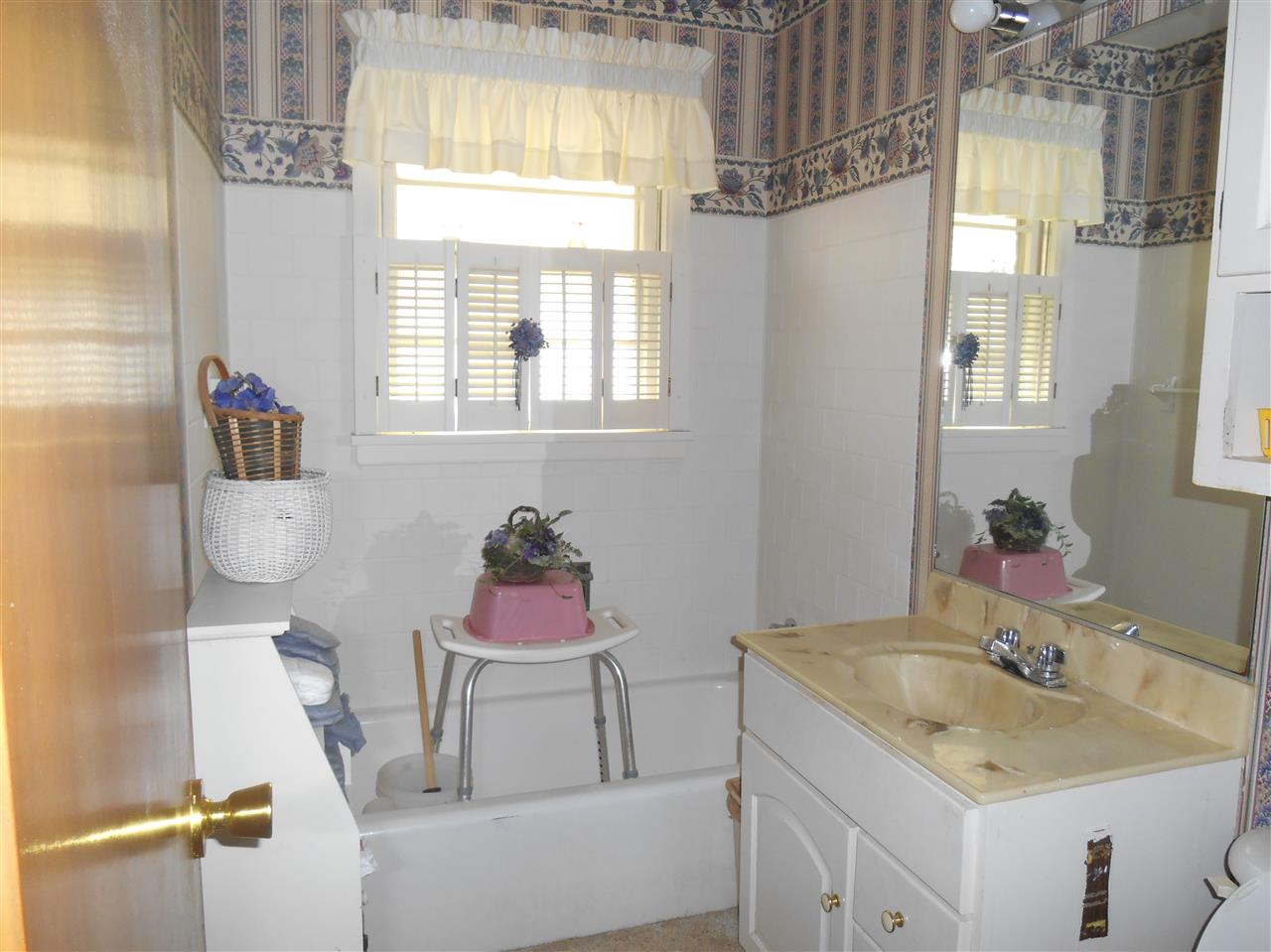 1515 Ryer Street South Bend, IN 46628 - Photo 7 of 14 Gallery Image 7