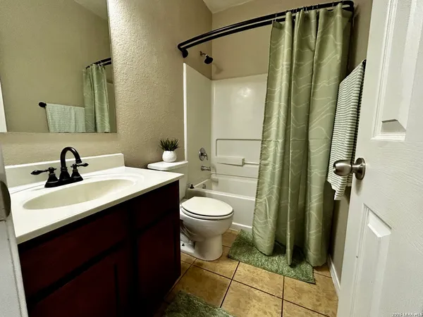 $1,900 | 3637 Double Diamond, Schertz, TX 78154