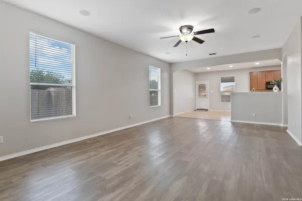 $1,900 | 3637 Double Diamond, Schertz, TX 78154