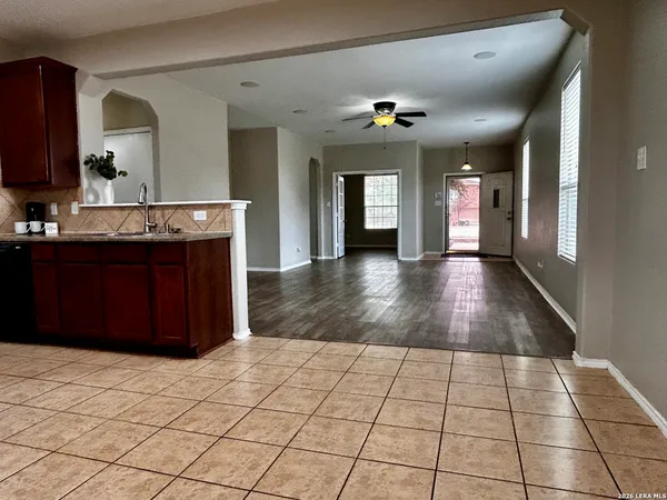 $1,900 | 3637 Double Diamond, Schertz, TX 78154