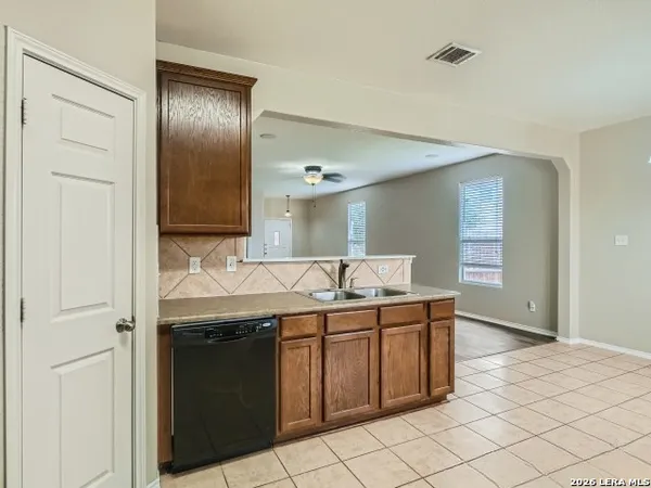 $1,900 | 3637 Double Diamond, Schertz, TX 78154