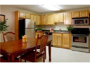 555 Calef Road, Unit 27 Manchester, NH 03103 - Photo 4 of 4 Gallery Image 4