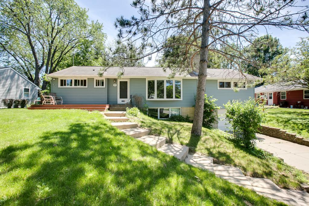 2062 Roth Place White Bear Lake, MN 55110 - Photo 1 of 1 Gallery Image 1