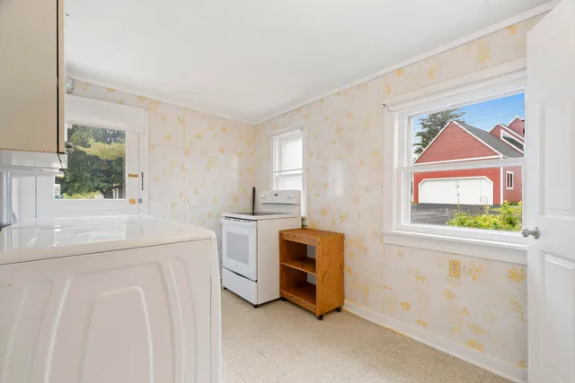 $385,000 | 350 North Michigan Avenue, Beulah, MI 49617