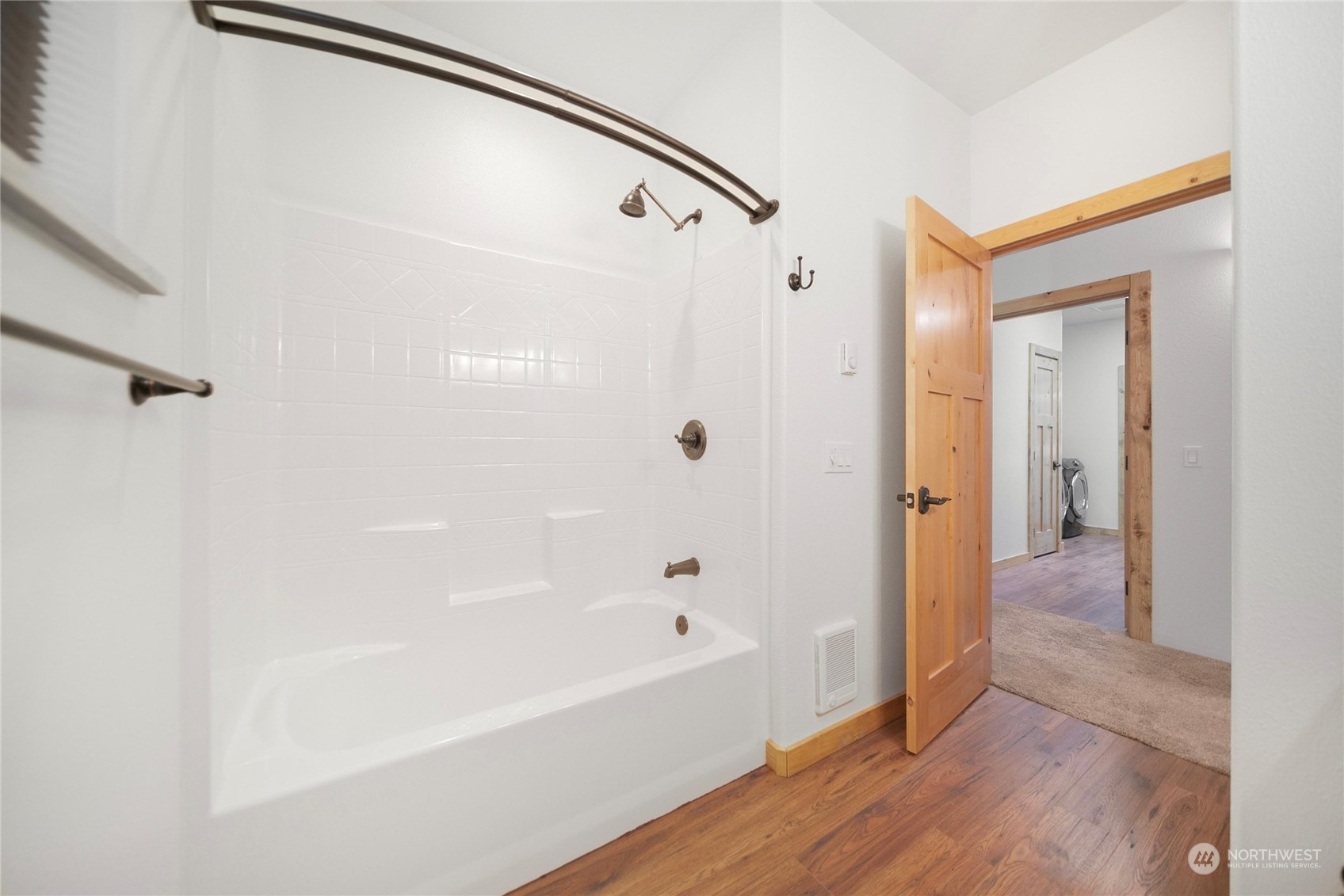 980 Rowe Road Camano Island, WA 98282 - Photo 13 of 37 Gallery Image 13