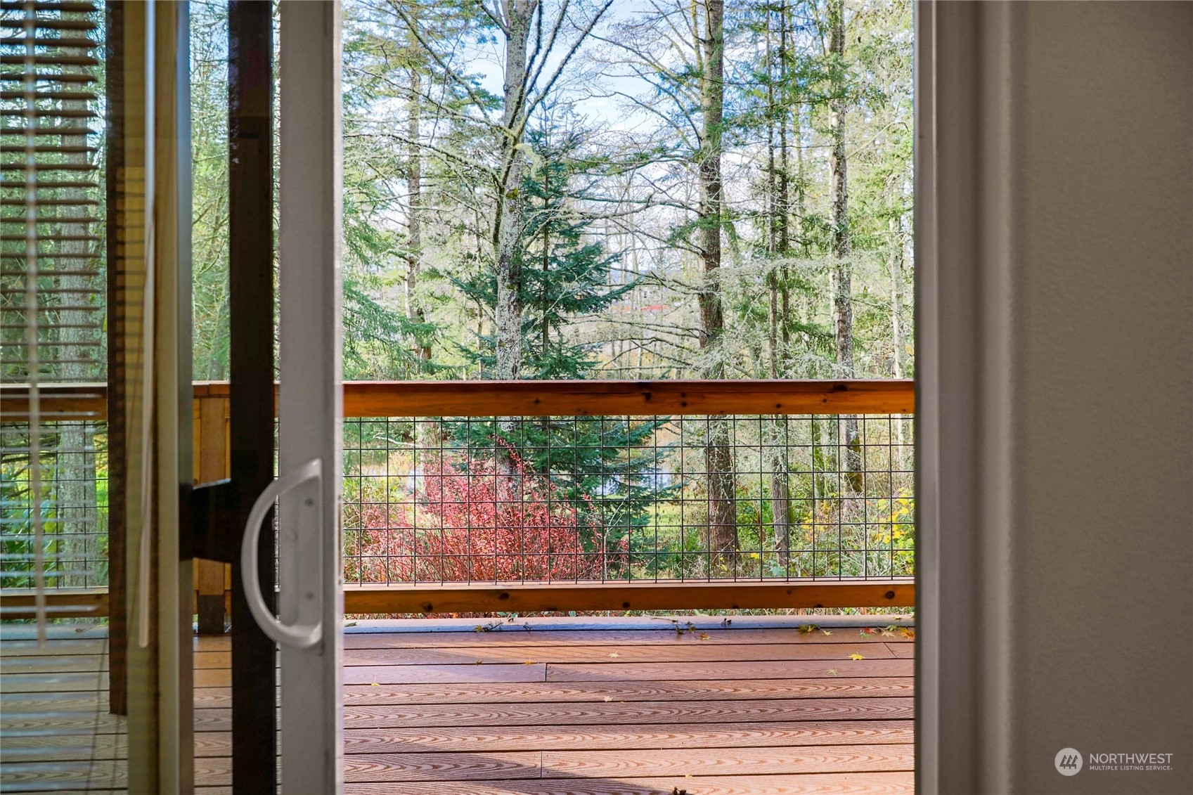 980 Rowe Road Camano Island, WA 98282 - Photo 21 of 37 Gallery Image 21