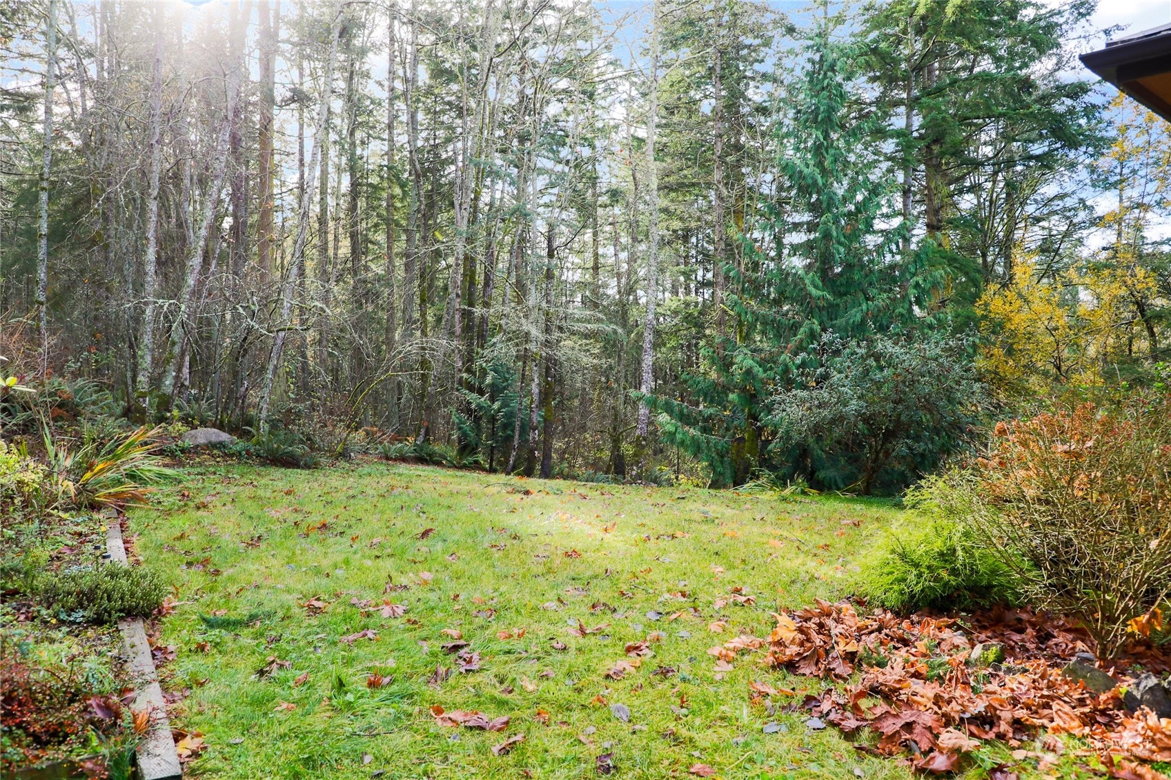 980 Rowe Road Camano Island, WA 98282 - Photo 25 of 37 Gallery Image 25