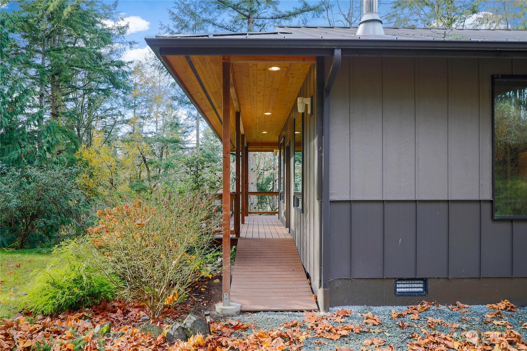 980 Rowe Road Camano Island, WA 98282 - Photo 26 of 37 Gallery Image 26